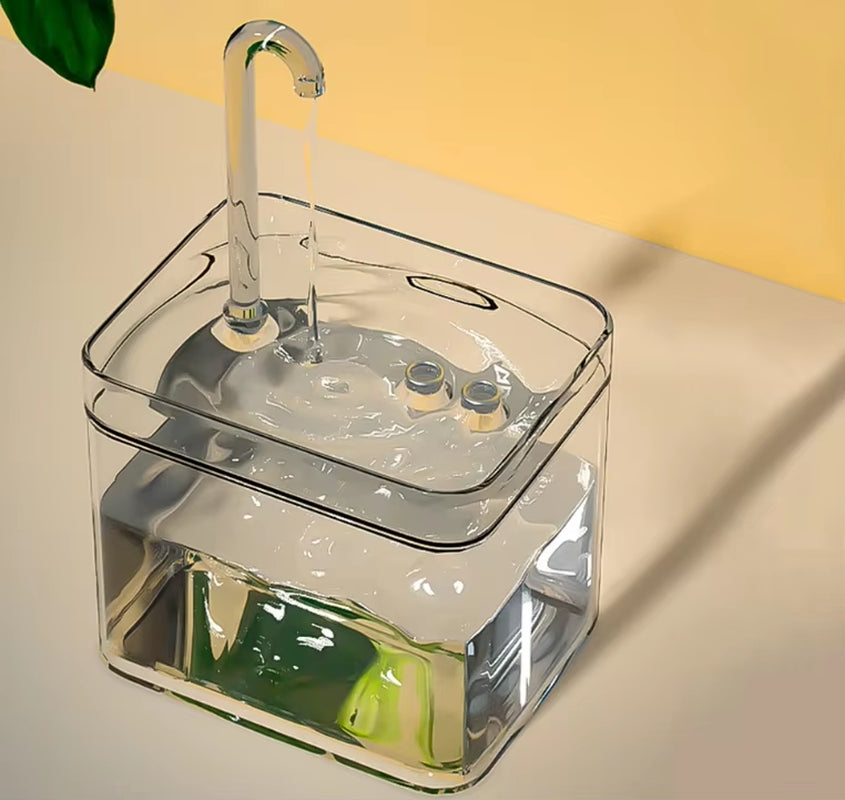 Eco-Friendly Automatic Pet Water Dispenser Recirculate Drinker Bowl with Charging Source Plastic Fountain Dispenser